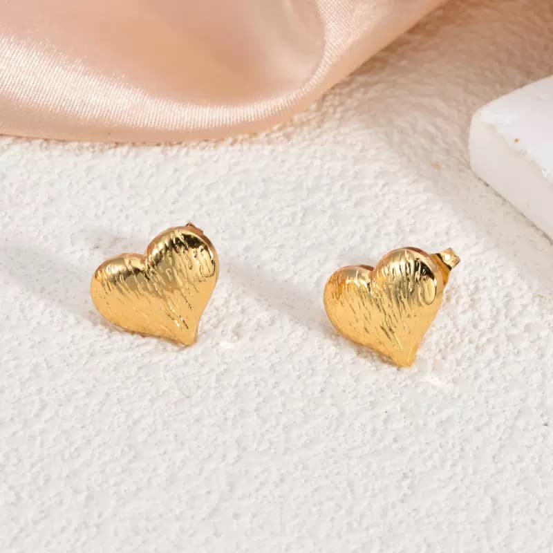 Love Shaped Earrings - Gold Plated